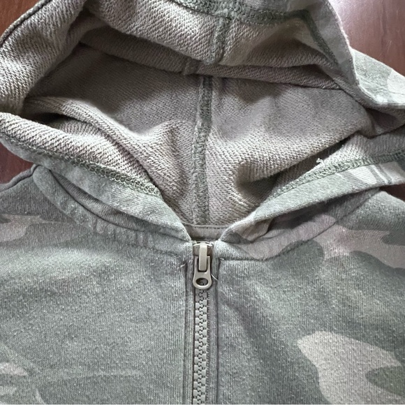 Art Class Kids Faded Camouflage Zip-Up Sweater and Cat & Jack Pullover 3T-bundle - Picture 8 of 14